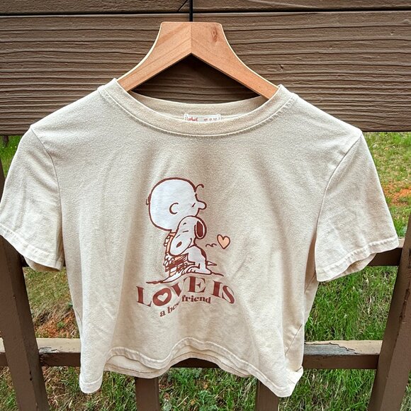 ROMWE Tops - Peanuts Cropped T-Shirt - Love Is a Best Friend with Snoopy and Charlie Brown
